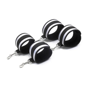 Ohmama Fetish-Grau-Metal Handgelenke · Sextoys (Bild 6)