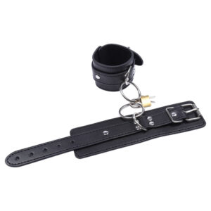 Ohmama Fetish-Handschellen für Handgelenke mit O-Ring und Metallblock · Sextoys (Bild 3)