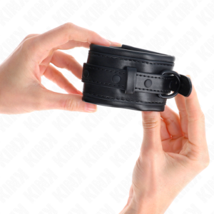Kink Wrist Restraint-Griffe für schwarze Handgelenke · Bondage & Handschellen (Bild 4)