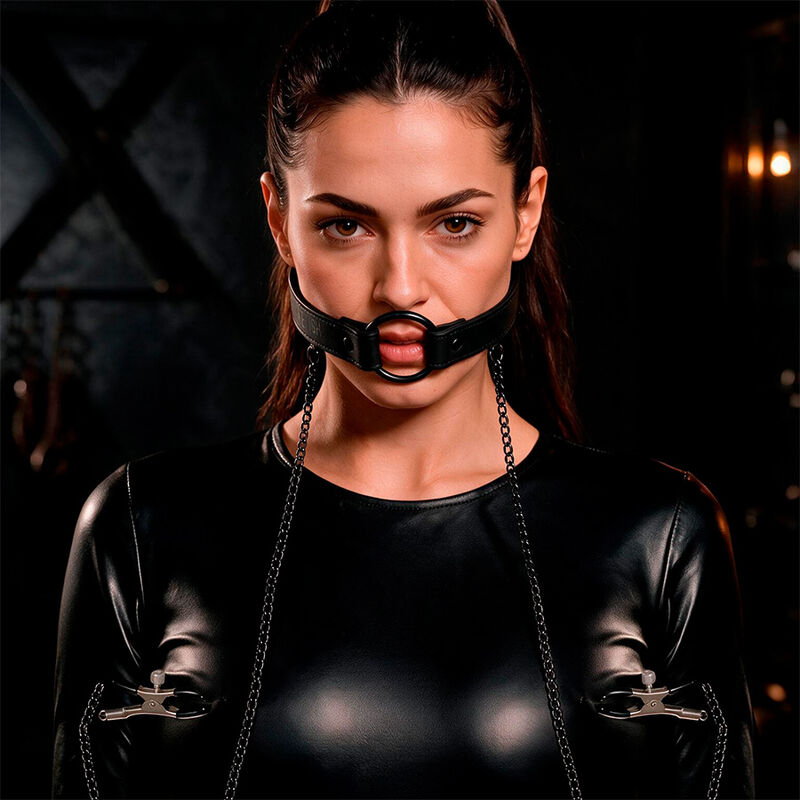 Fetish Submissive Bondage-Mushumal mit Ring und Klemme · Sextoys (Bild 9)